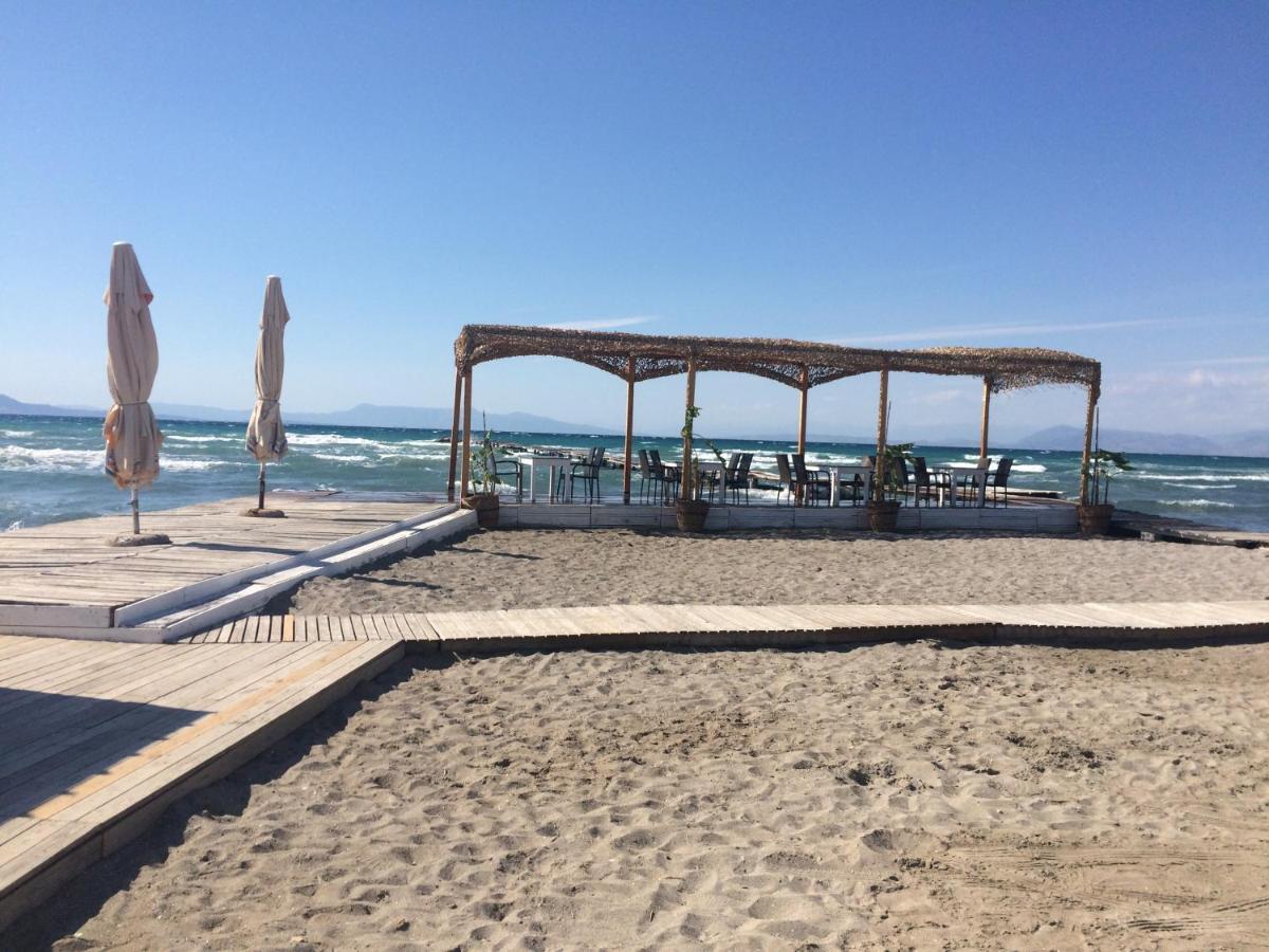 Petrakis Beach Λευκίμμη Εξωτερικό φωτογραφία